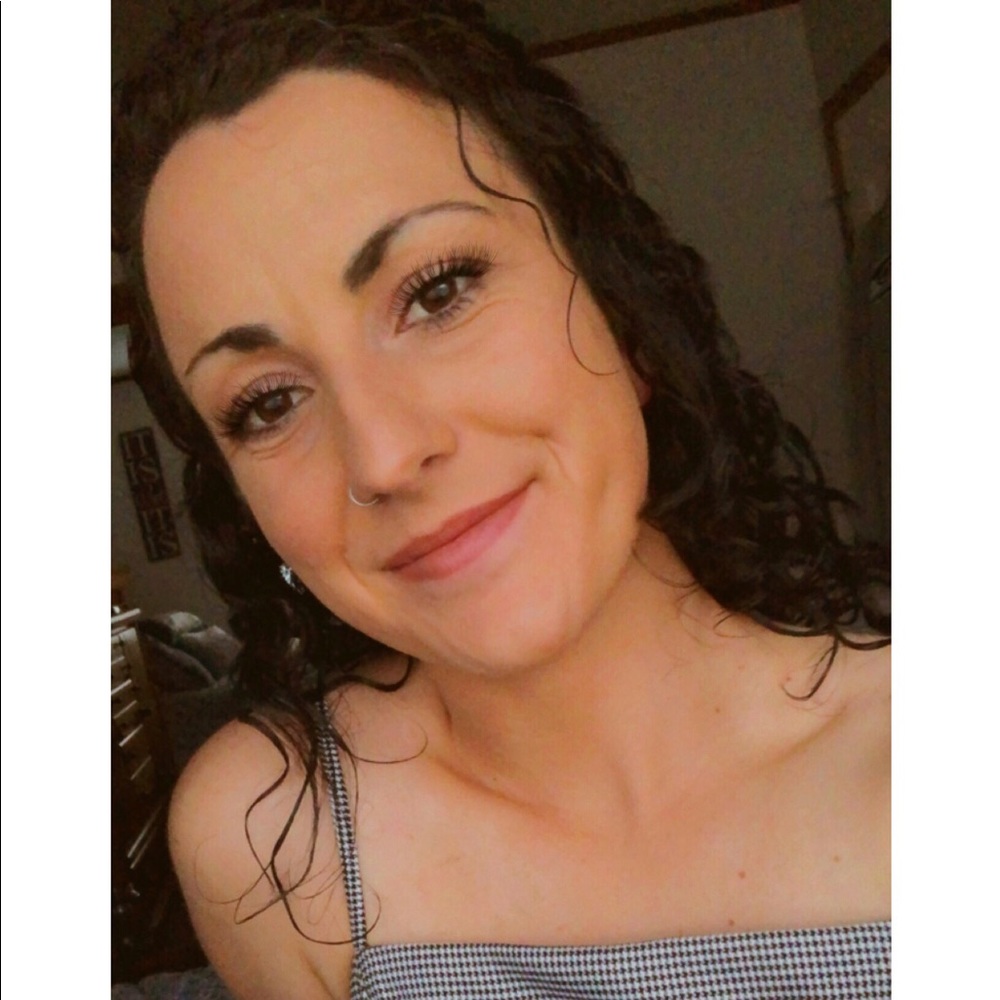 Meet your Posher, Amber